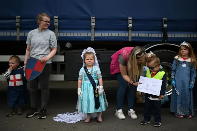 Masham Platinum Jubilee parade