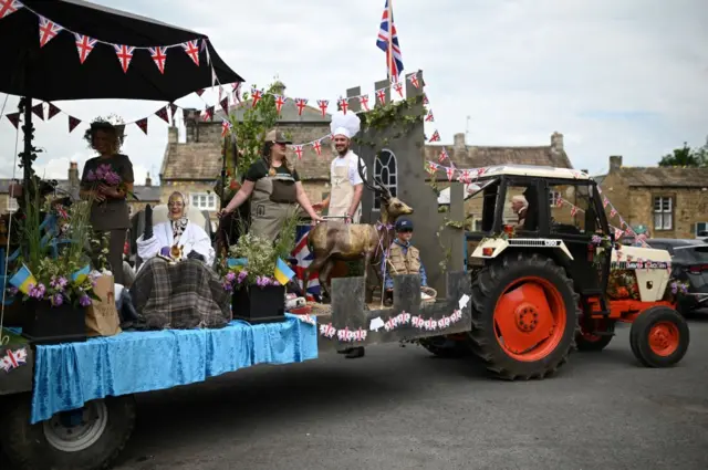 Masham Platinum Jubilee parade