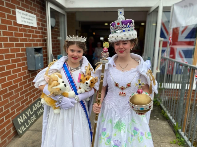 Girls dressed as the Queen and Princess Margaret