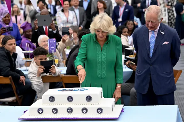 Duchess of Cornwall cutting cake