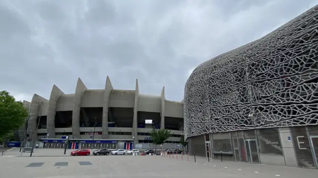 Parc des Princes and Stade Jean Bouin