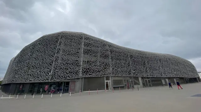 Parc des Princes and Stade Jean Bouin