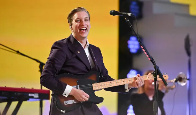 George Ezra performs at the Platinum Party at the Palace