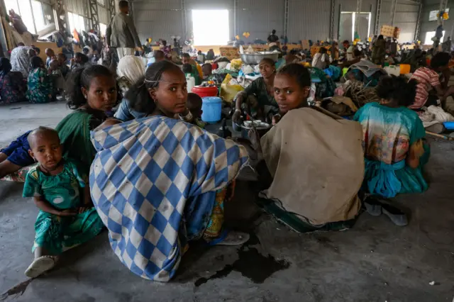 A group of Internally displaced women and children