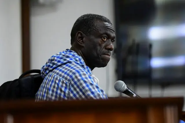 Kizza Besigye