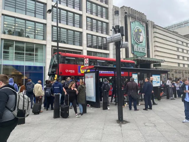 Bus queues at Victoria Station