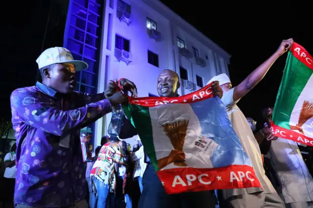 Supporters of the ruling All Progressives Congress (APC)