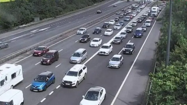 Long delays and queuing traffic were reported in the M4 westbound between the Prince of Wales Bridge and J26 in the last weekend of May