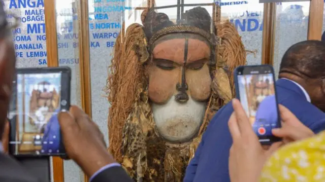 The Kakuungu mask