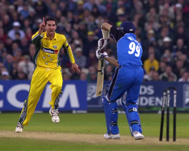 Jason Gillespie, England v Australia ODI at Old Trafford in 2001