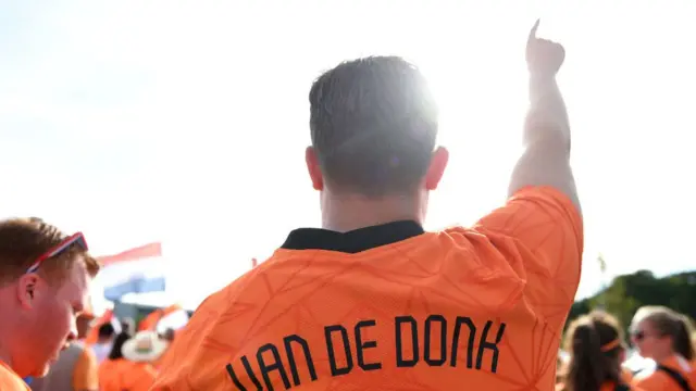 FT: Netherlands 3-2 Portugal