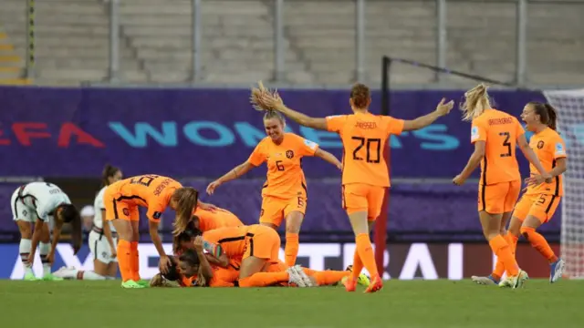 Netherlands 3-2 Portugal