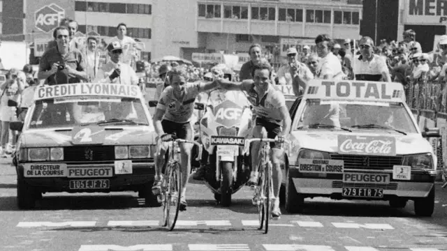 Greg LeMond and Bernard Hinault on Alpe d'Huez in 1986