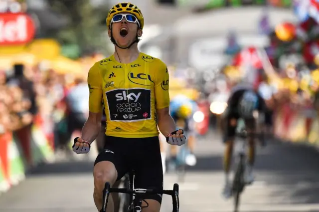 Geraint Thomas wins at Alpe d'Huez in 2018