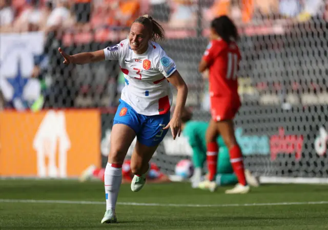 Stefanie van der Gargt celebrates