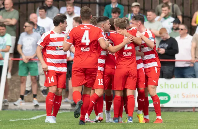 Bonnyrigg Rose celebrate