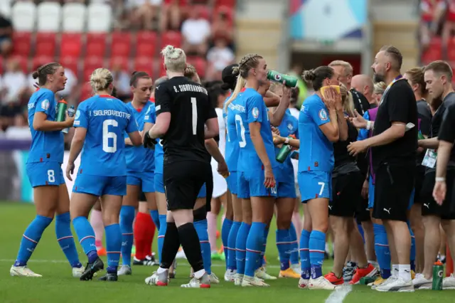 Iceland take drinks break