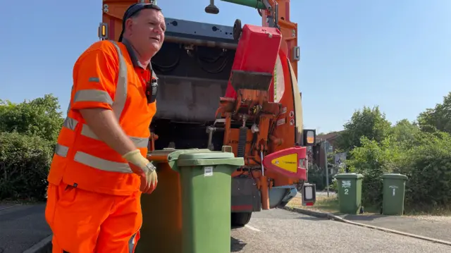 Bin crew in Peterborough