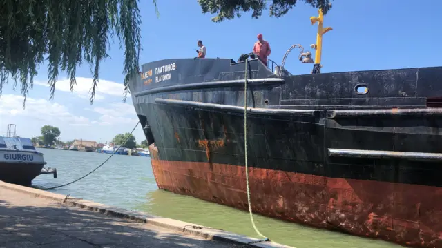 The Ukrainian cargo ship, Valerii Platanov, docks in Sulina