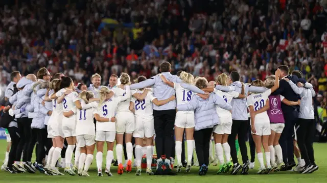 FT: England 4-0 Sweden