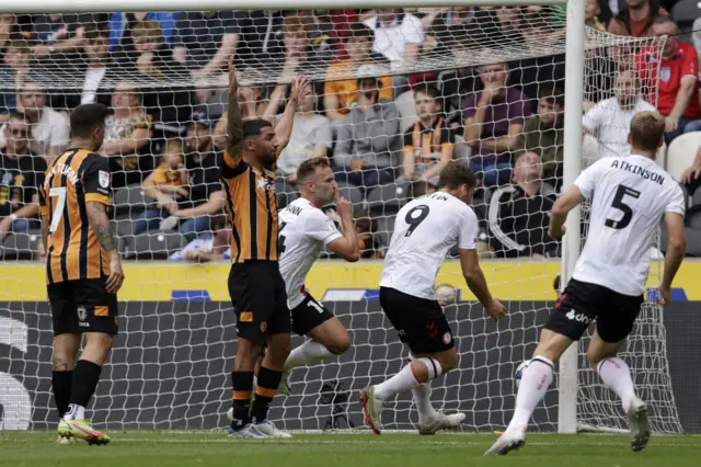 Andi Weimann scores for Bristol City