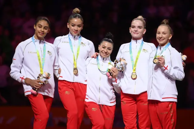 England team with gold medals