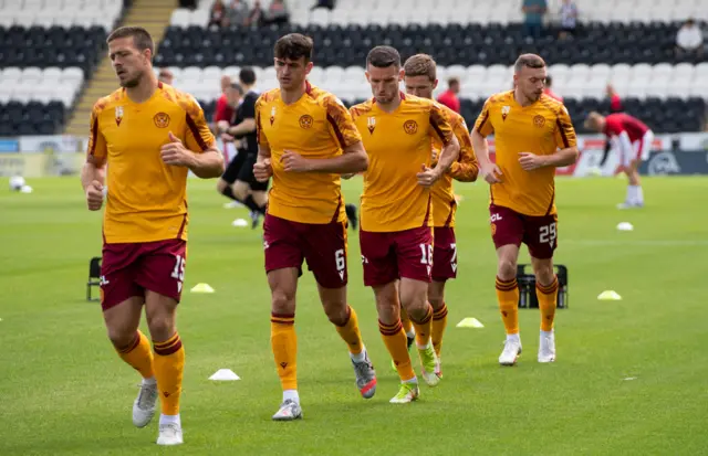 Motherwell warm up