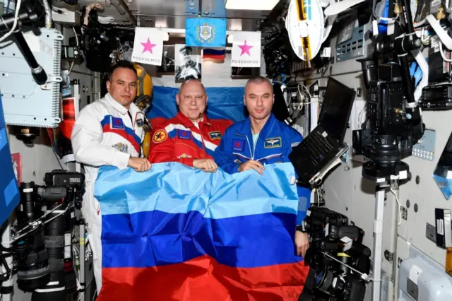 Russian cosmonauts on the ISS held the flag of the self-proclaimed Luhansk People"s Republic