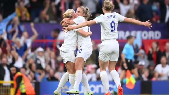 HT: England 1-0 Austria