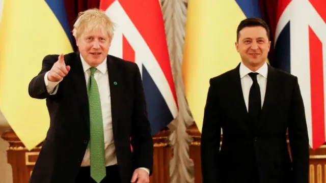 Boris Johnson with Volodymyr Zelensky