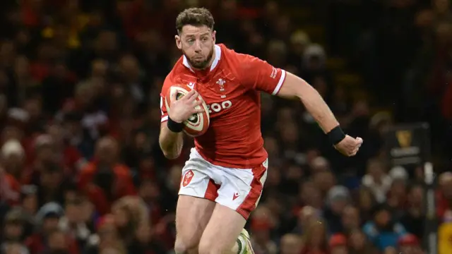 Alex Cuthbert