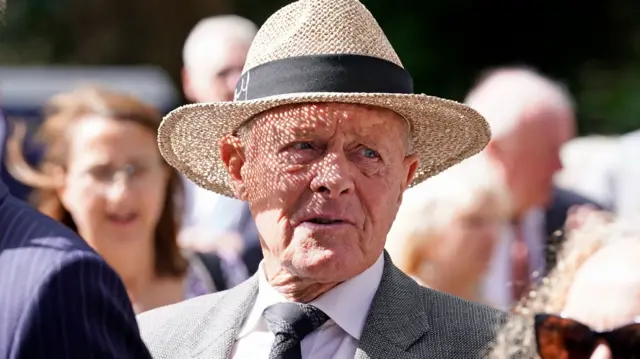 Geoffrey Boycott