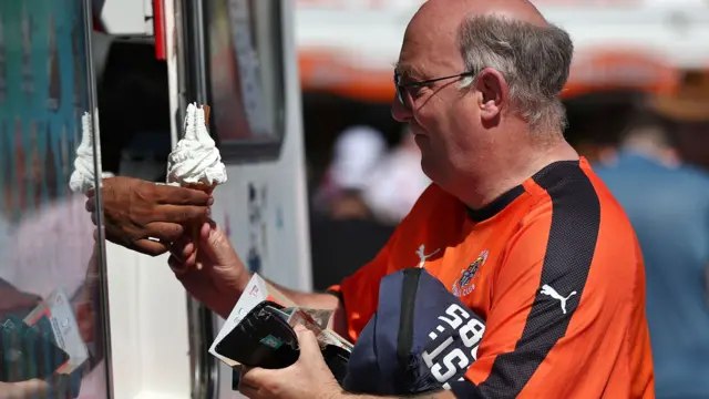 Luton fan