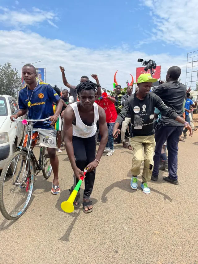 Crowds at Kondele