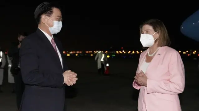 Pelosi and Taiwan Foreign Minister Joseph Wu