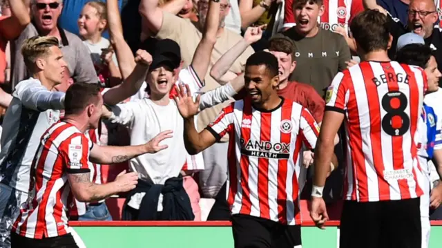 Sheff Utd celebrate