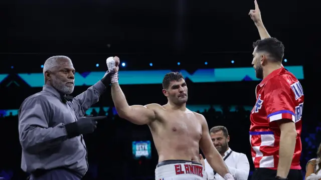 Filip Hrgovic celebrates winning