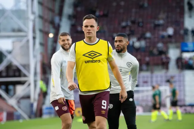 Hearts striker Lawrence Shankland warming up at Tynecastle