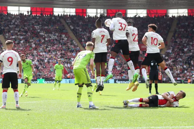 Bruno Fernandes free kick