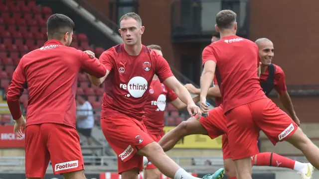 Leyton Orient warm up