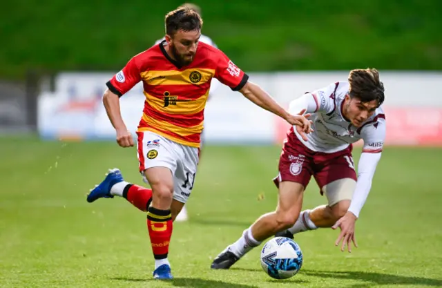 Stevie Lawless gets forward for Partick Thistle