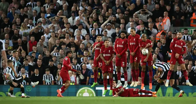 Trippier takes a free-kick