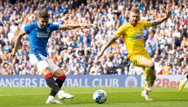 Antonio Colak shoots Rangers in front