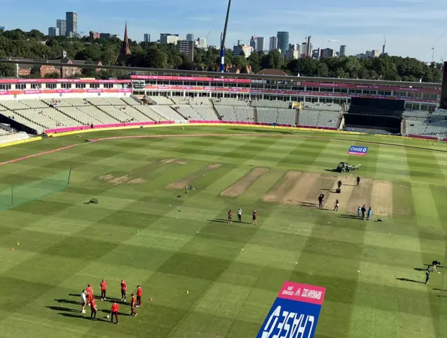 England warm up