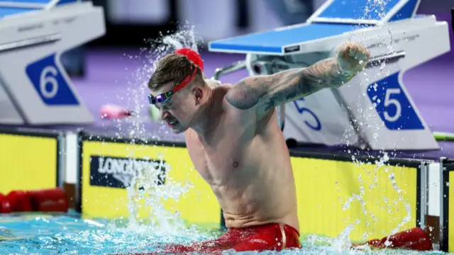 Adam Peaty celebrates winning gold at the 2022 Commonwealth Games