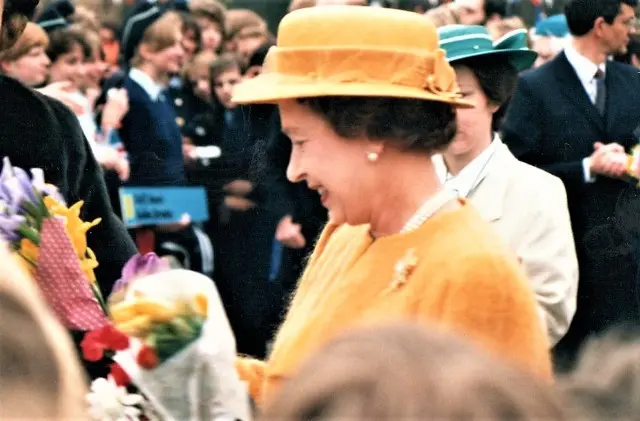 The Queen visits Bromley in 1986