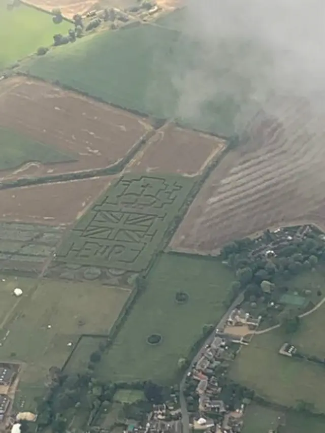 A tribute to the Queen in Northamptonshire as seen from the sky