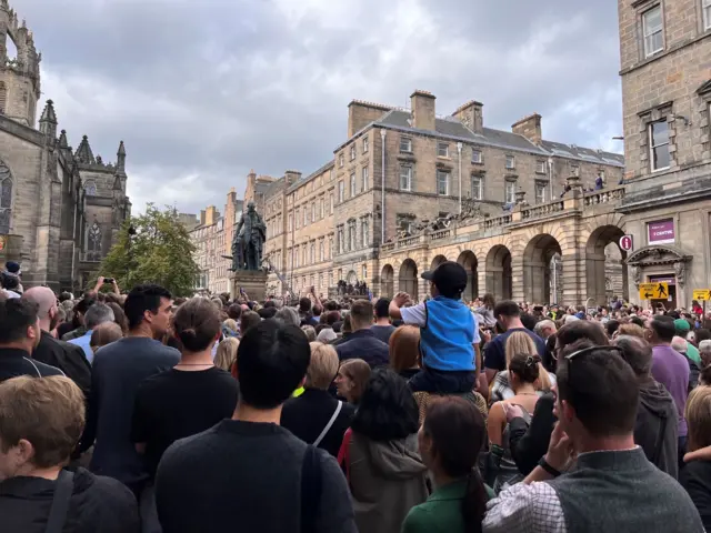 The royal mile in Edinburgh seen packed with crowds