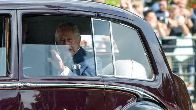 King Charles arrives at Buckingham Palace