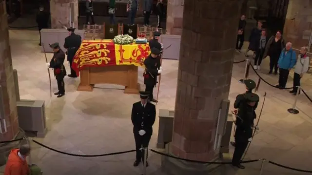 Mourners get a look at the Queen's coffin at St Giles' Cathedral